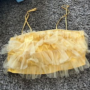 Yellow ruffle top!